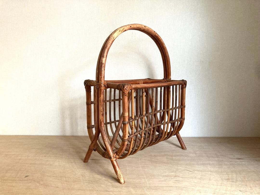 【送料込】アンティークのマガジンラック　スリッパ収納　野菜や果物の格納にも