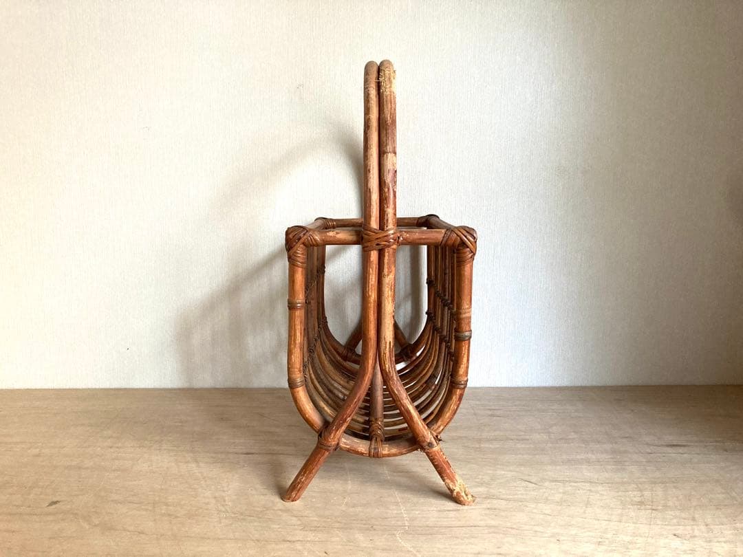 【送料込】アンティークのマガジンラック　スリッパ収納　野菜や果物の格納にも