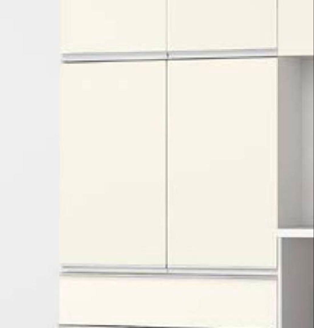 ホワイト 食器棚　新品 未開封