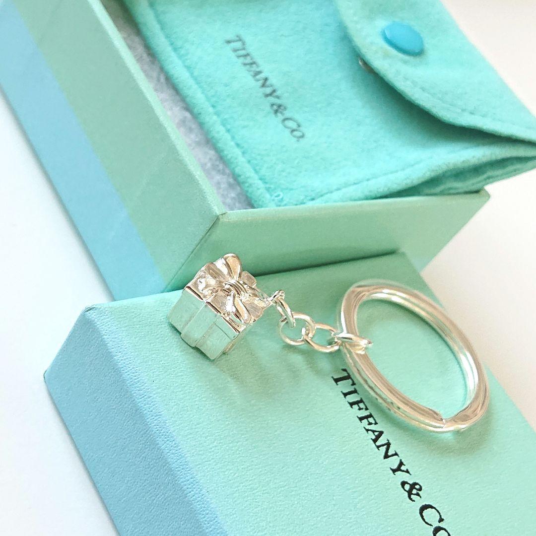 希少！付属品あり！ ティファニー プレゼントボックス キーホルダー No6255