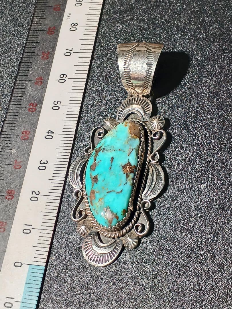 インディアンジュエリー　アーノルドグッドラック　ペンダント