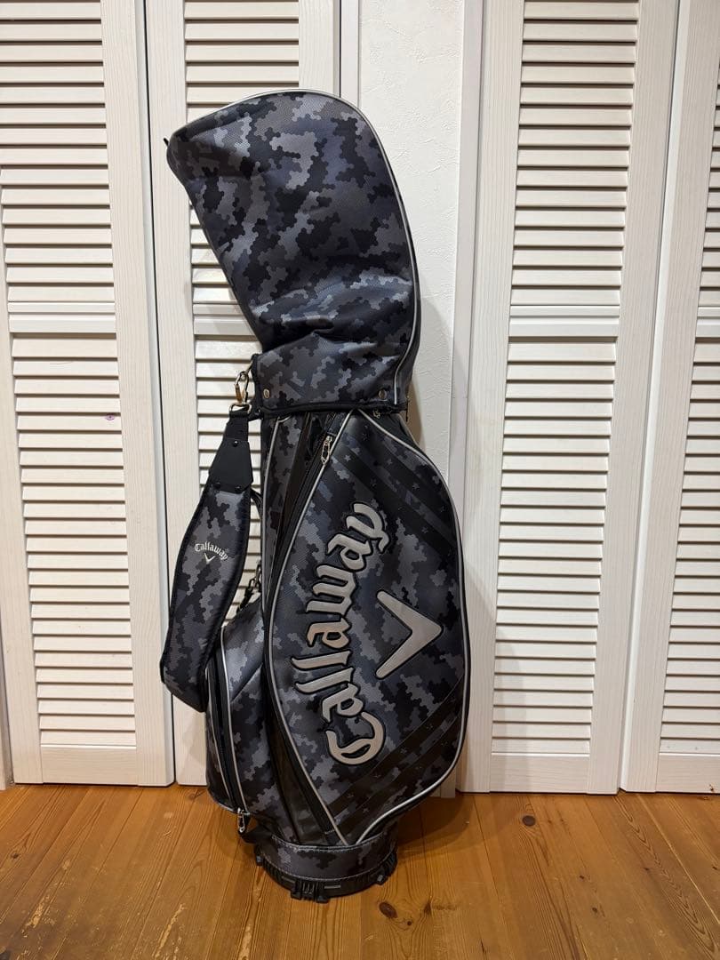 Callaway グレーカモフラージュキャディバッグ