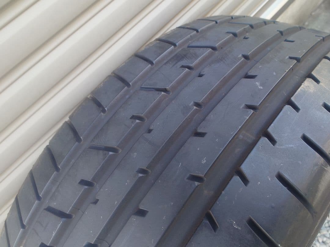 ハリアーRAV4エクストレイル国産トーヨー 225/55R19サマータイヤ 4本