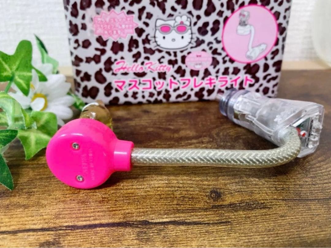 J*_様 ⭐︎希少激レア⭐︎日焼けキティ　ハイビスカス　ヒョウ柄マスコットフレキ