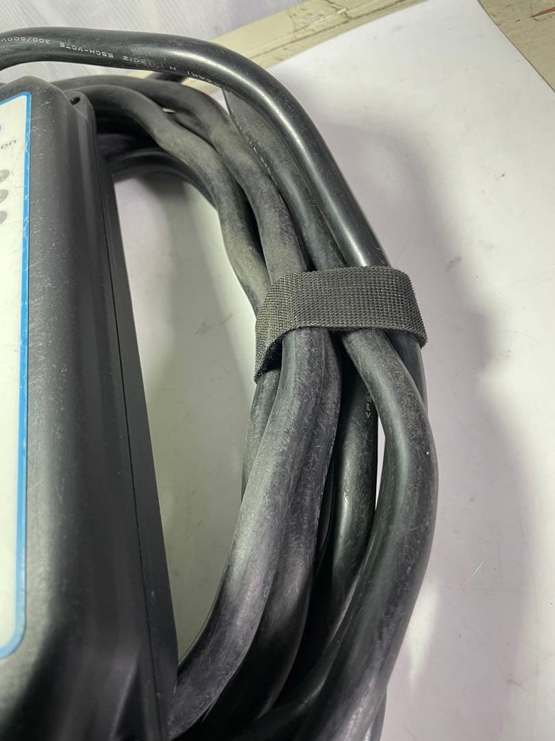 日産　リーフ　充電ケーブル　3NK0A