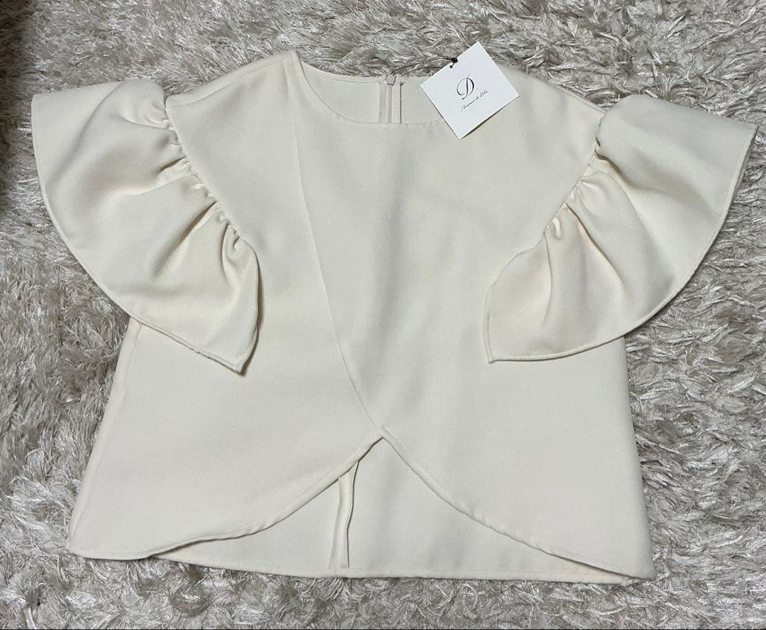 【未使用】メゾンドドルチェmaison de dolce フィオーレトップス