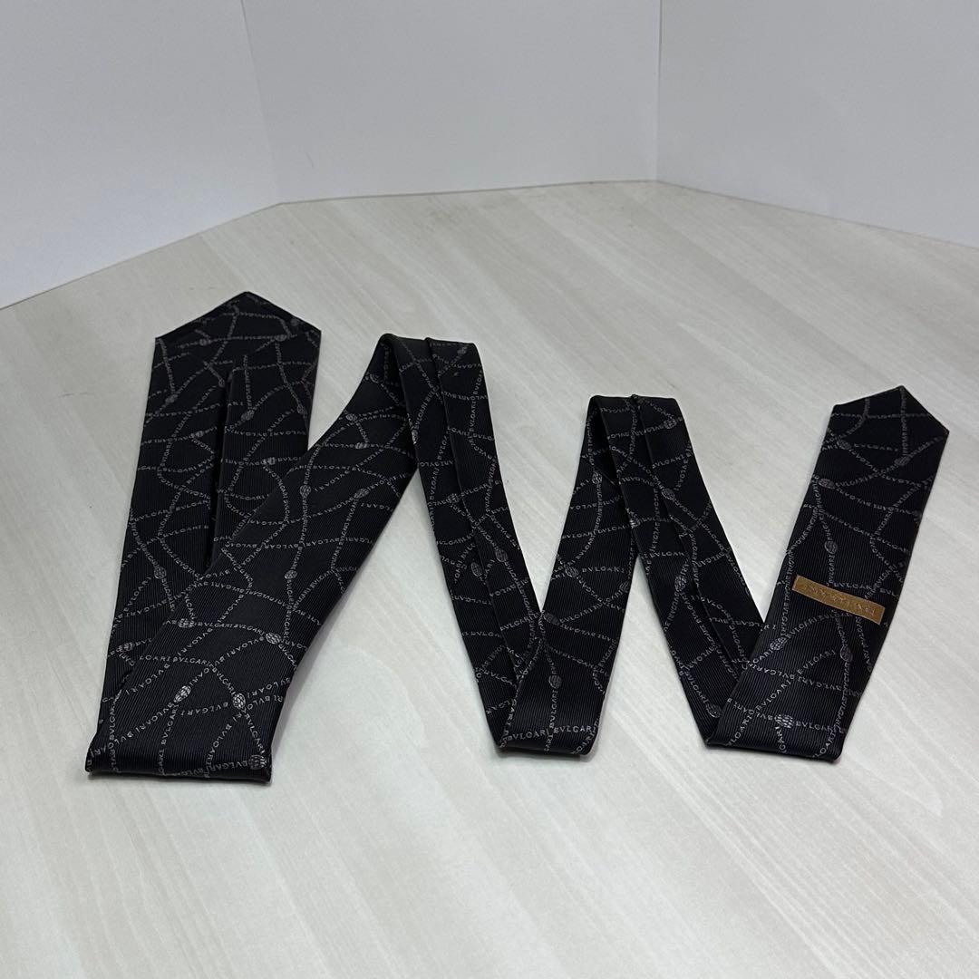 極美品☆ブルガリ☆ネクタイ☆箱付☆ブラック☆グレー☆黒系☆544