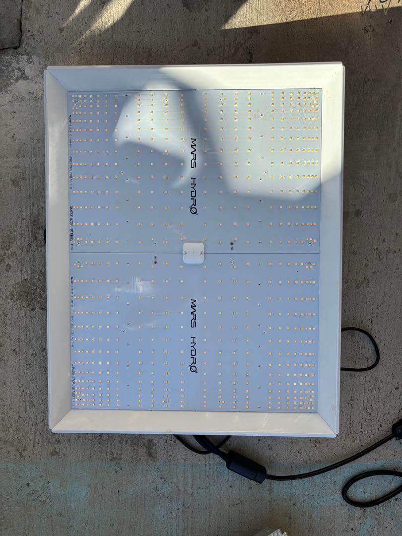 大型 LEDライト 白色光 高効率