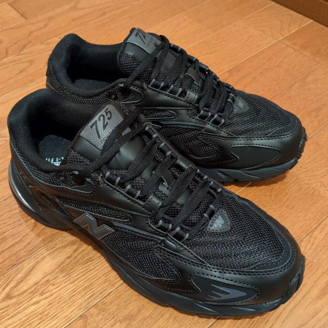 ニューバランス ML725 オールブラック　26.0センチ