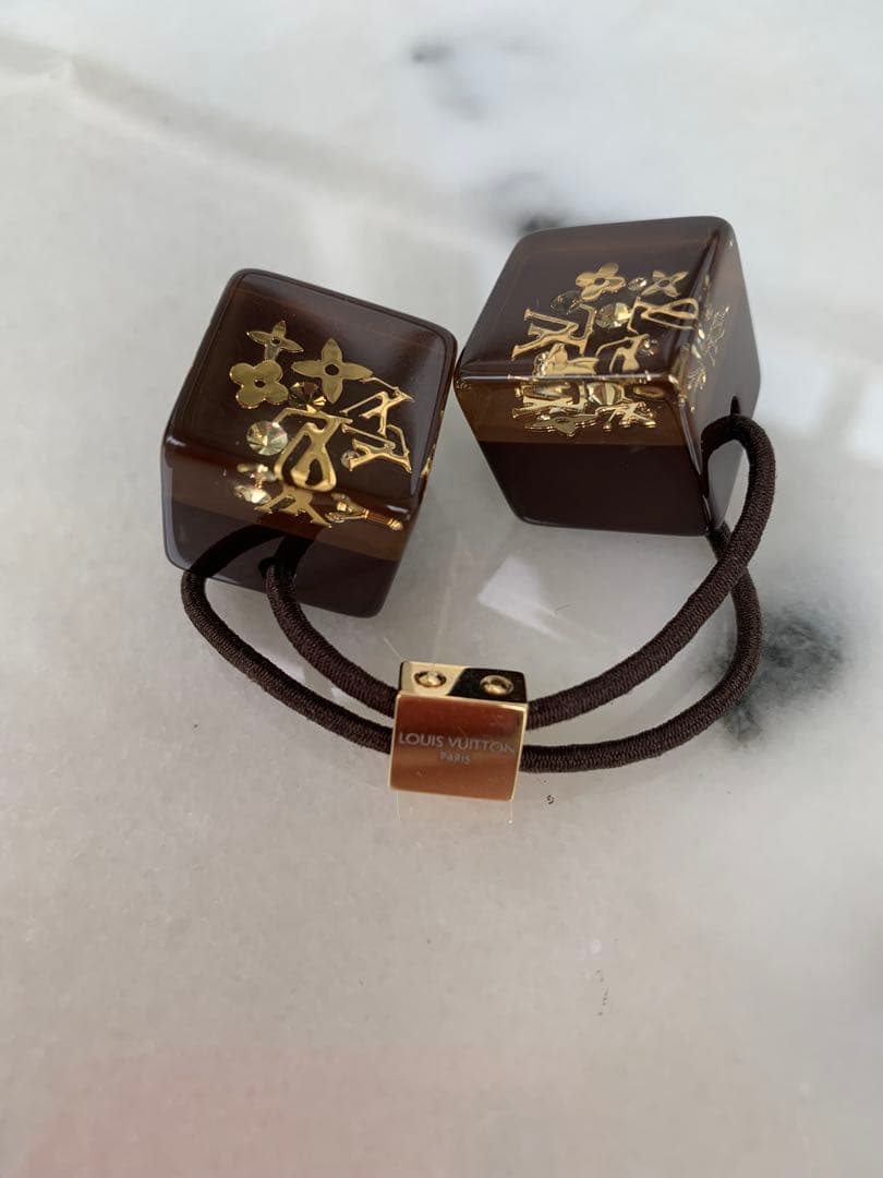 りんご　Louis Vuitton