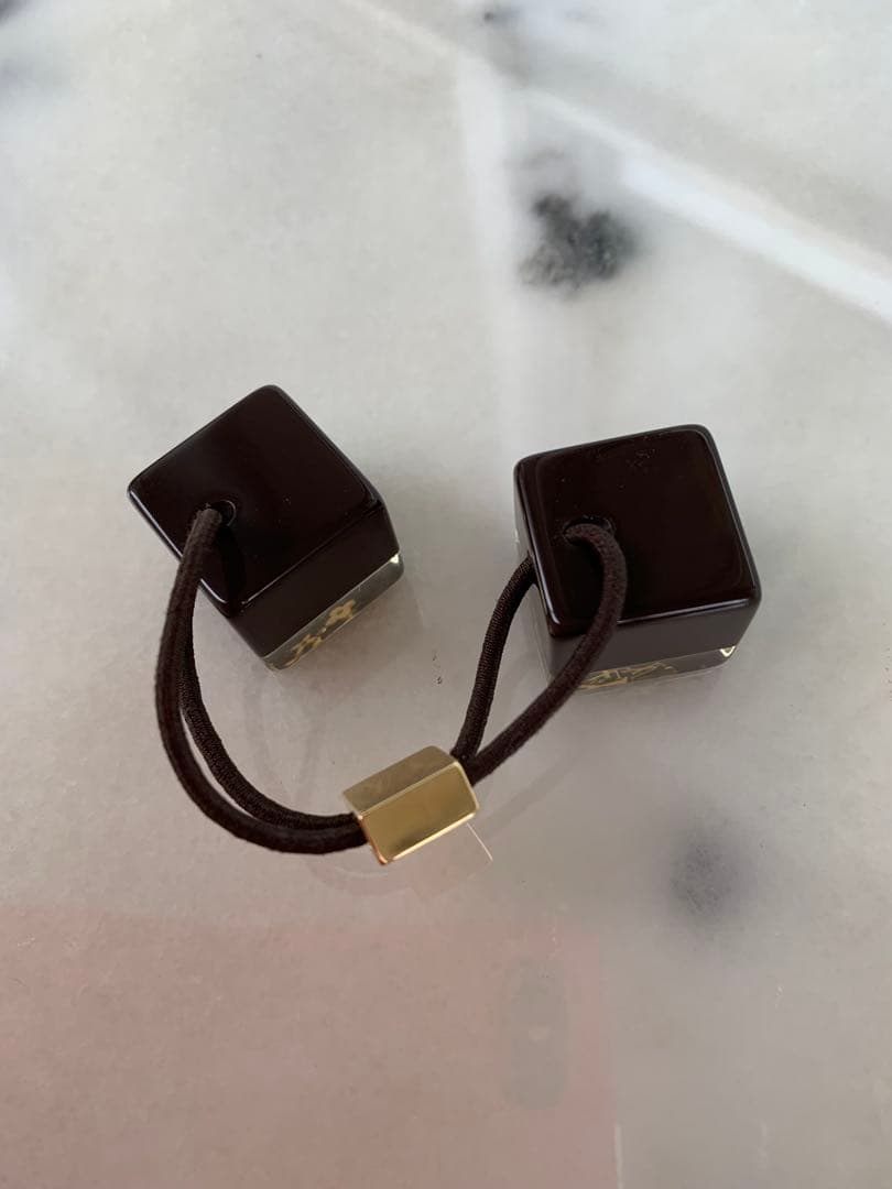 りんご　Louis Vuitton