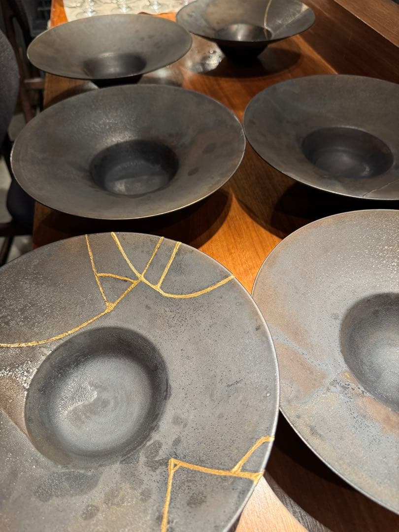 村上祐仁　黒マット鉢27センチ