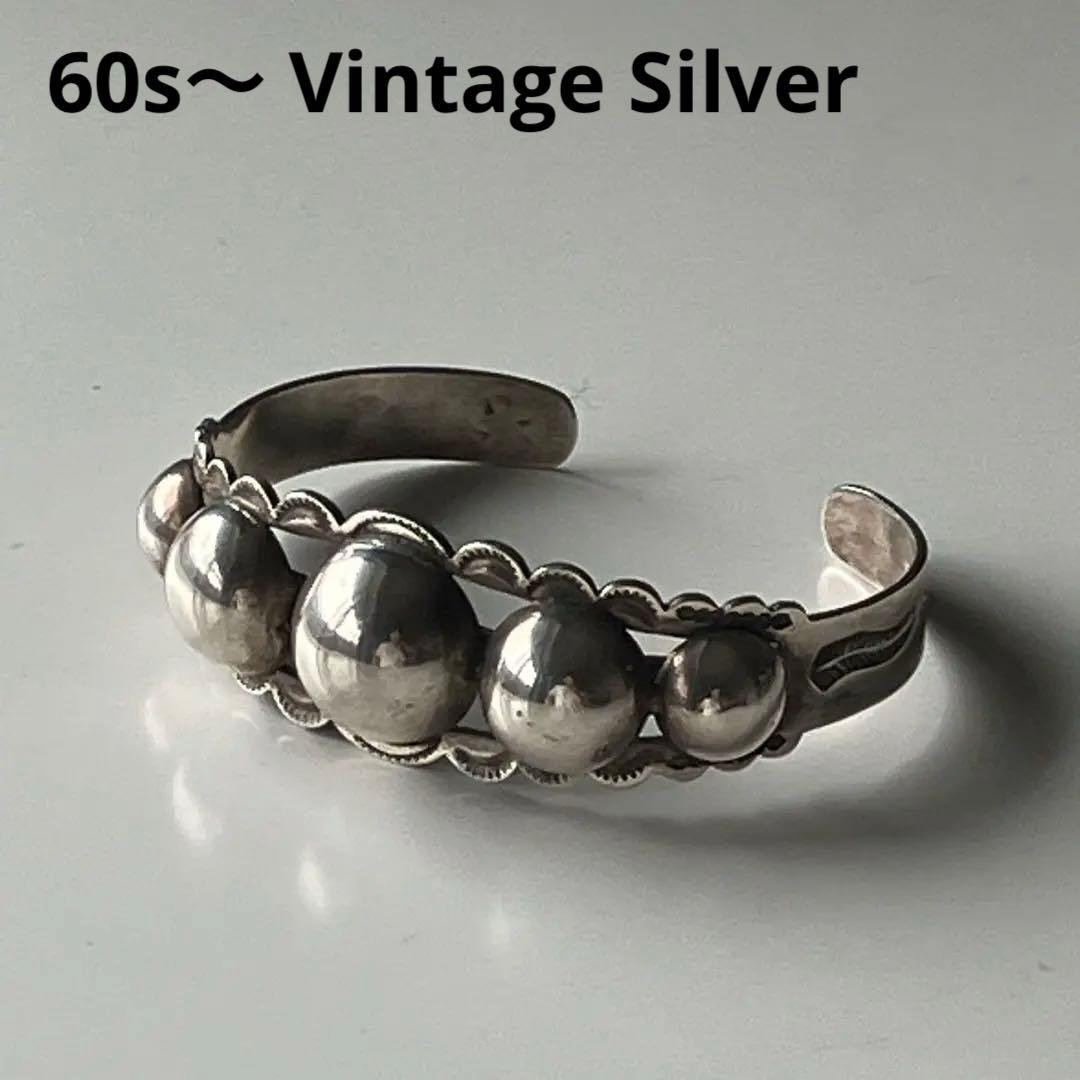 60s〜ヴィンテージ ナバホ パール シルバーバングル