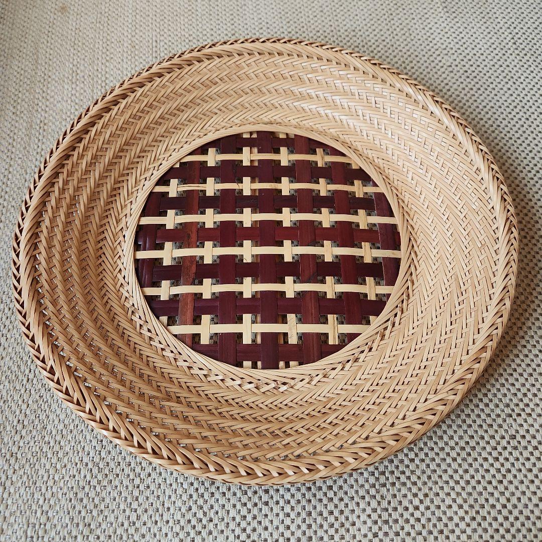 おしゃれな竹製 編み込みデザイン 盛籠 直径28cm
