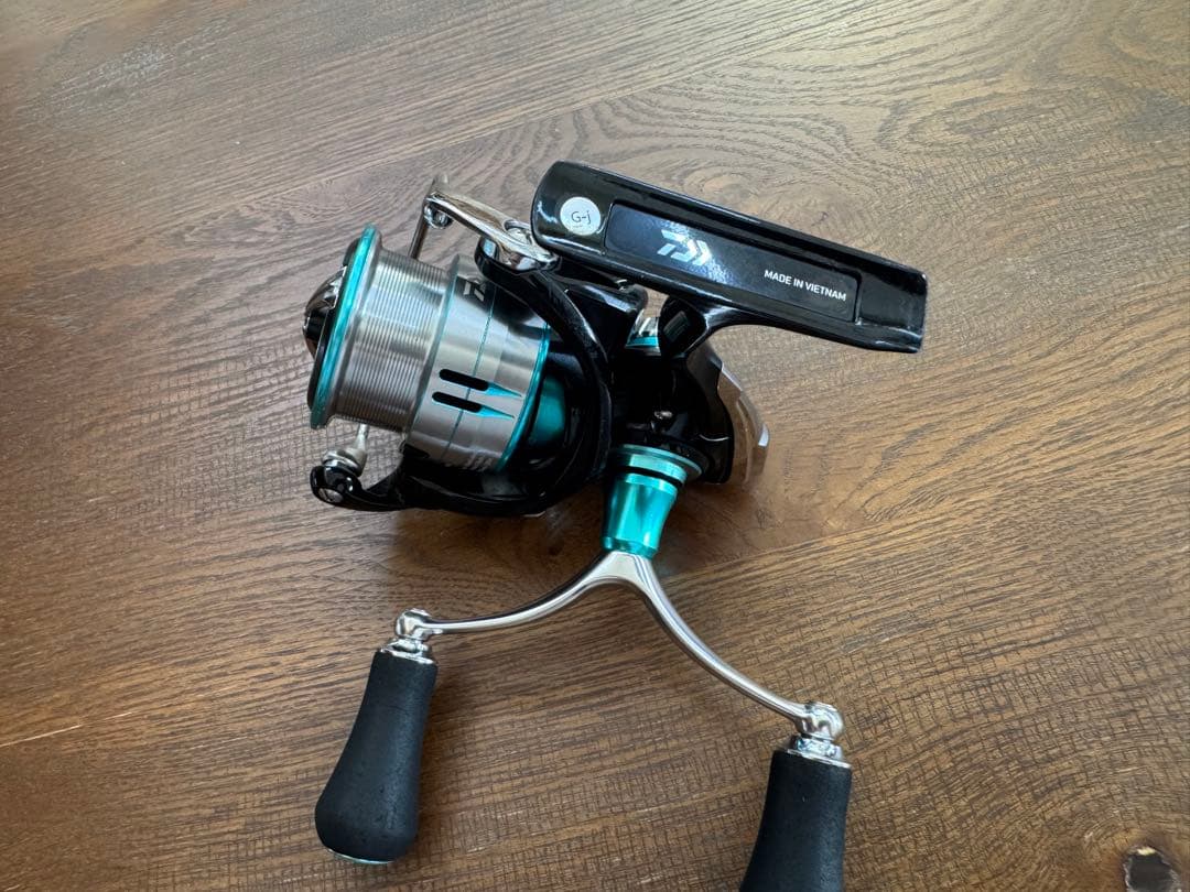 Daiwa ダイワ 19 エメラルダス スピニングリール