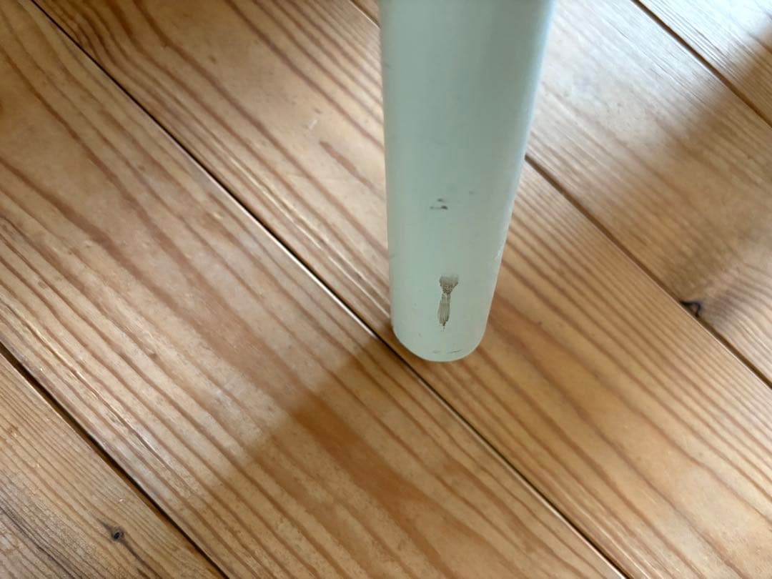 ロイドルーム ホワイト アンティーク アームチェア