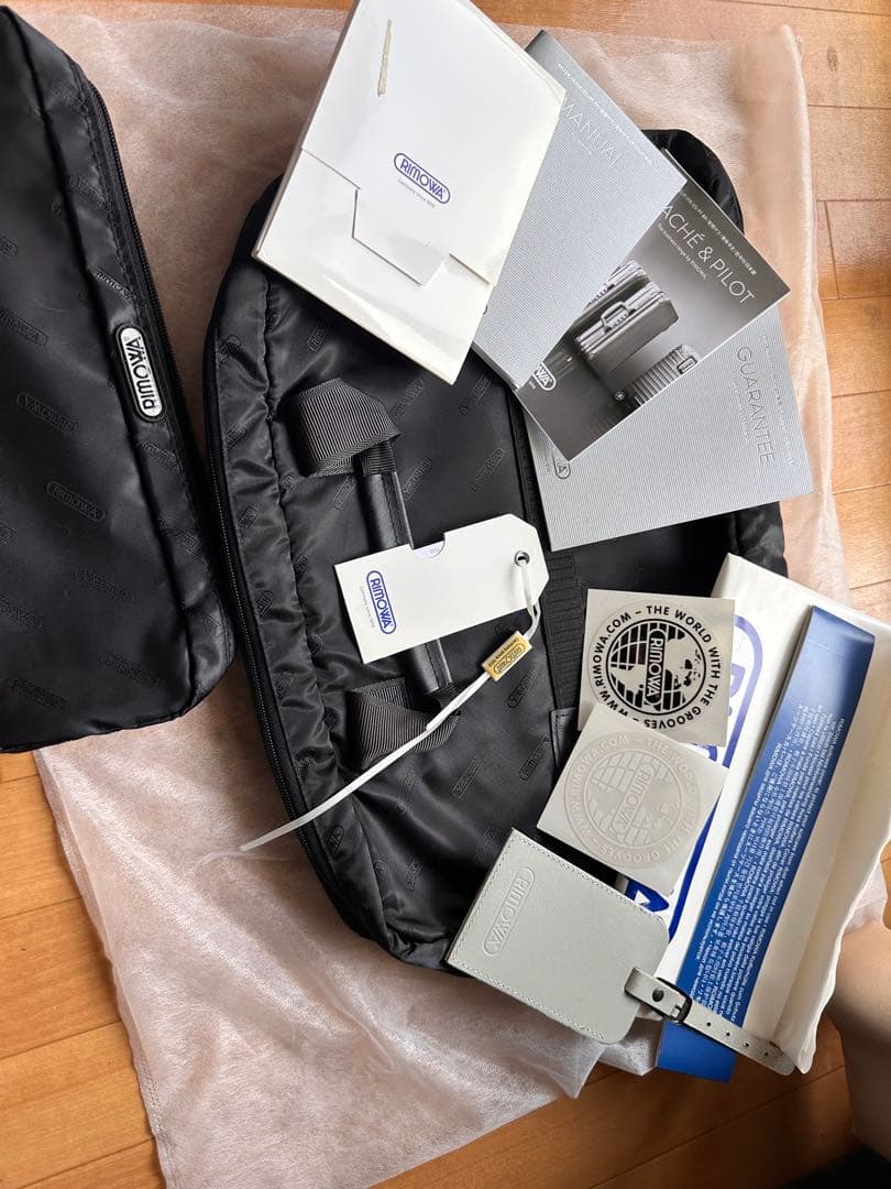 【ヒデキ】リモワ RIMOWA パイロット 34L 4輪モデル