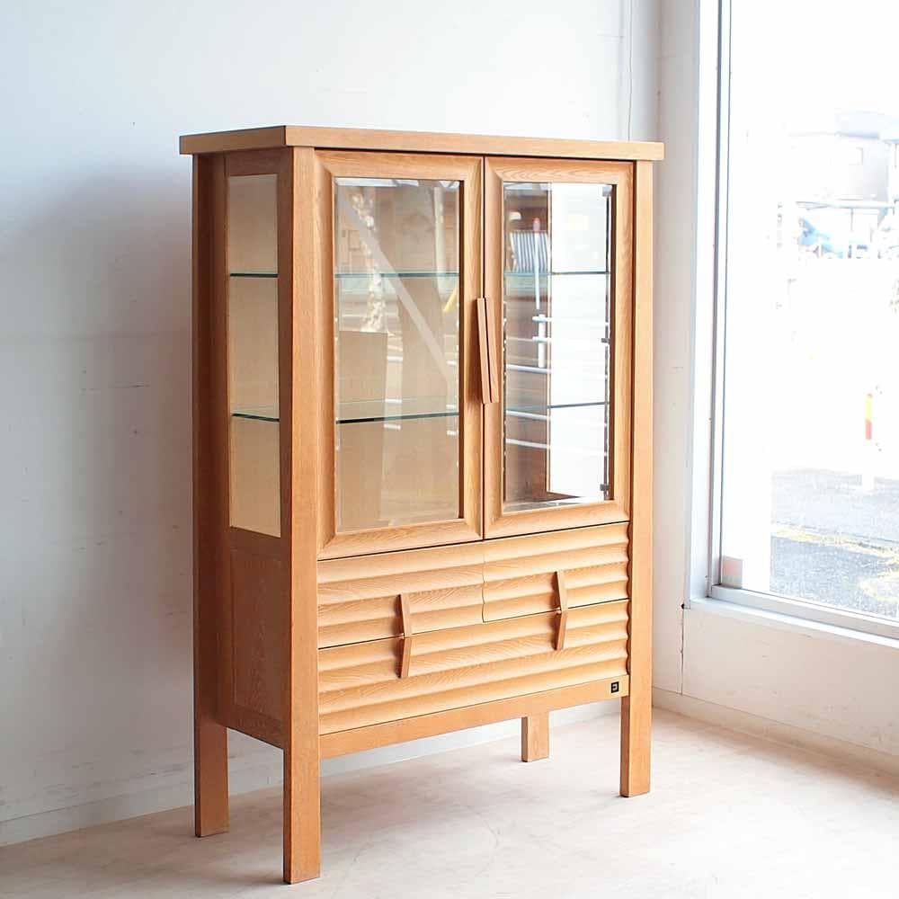 コスガ 「ソレヴァンテ」 オーク材 ガラスキャビネット ZR24376