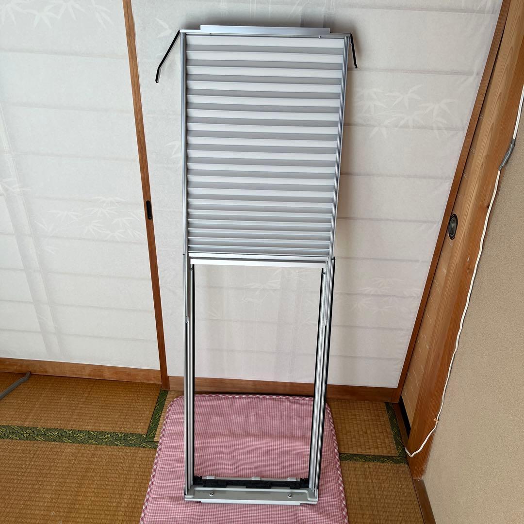 トヨトミ窓用エアコン　2024年製TIW-A1824