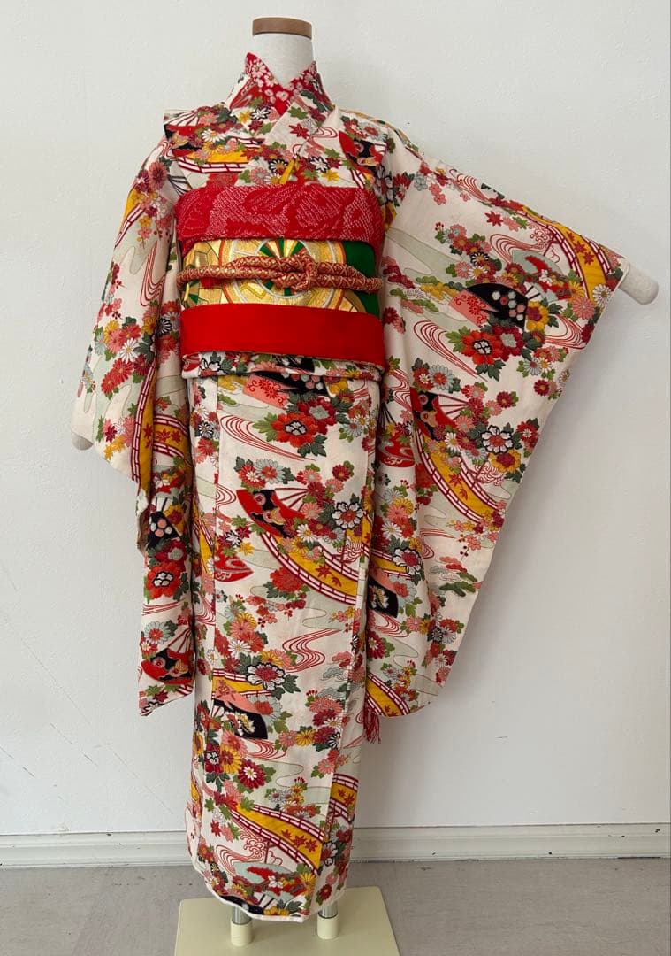 7歳　七五三　アンティーク正絹着物、帯、帯揚げ、帯締め、しごきのセット