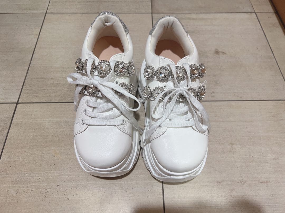 michellMacaron ボリュームソールビジューベルトスニーカー