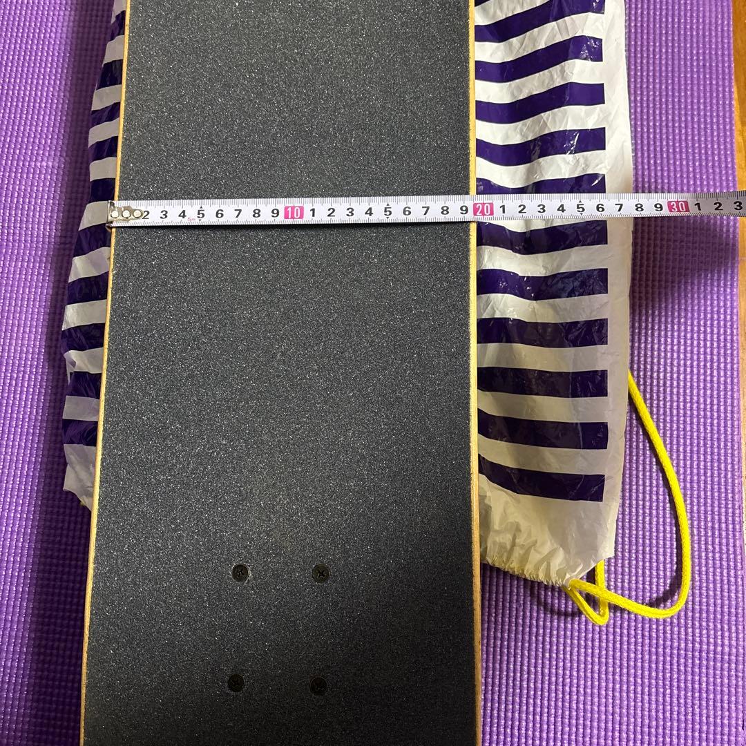 THREE WEATHER製　スケボー