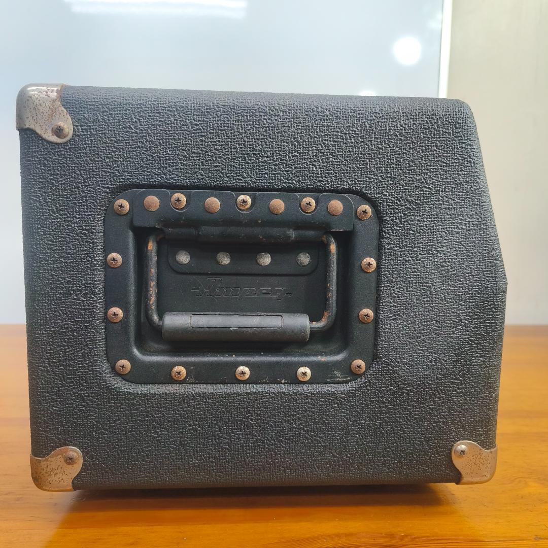 AMPEG SVT-450　ベース　ヘッドアンプ