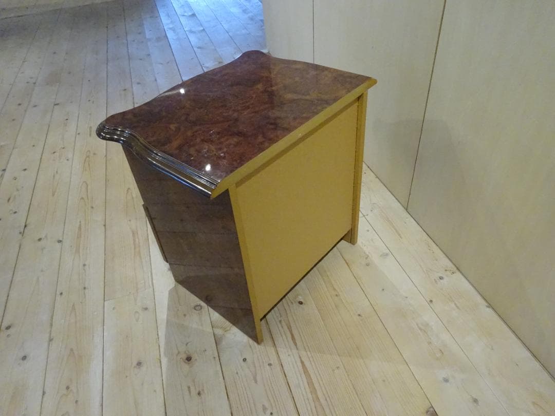 イタリア　ヨーロピアンクラシック　ナイトテーブル　サイドチェスト　美品