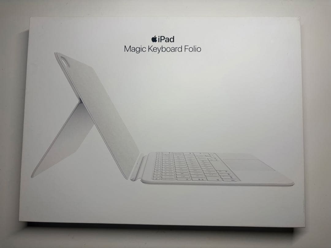 iPad Magic Keyboard Folio ホワイト第十世代　日本語