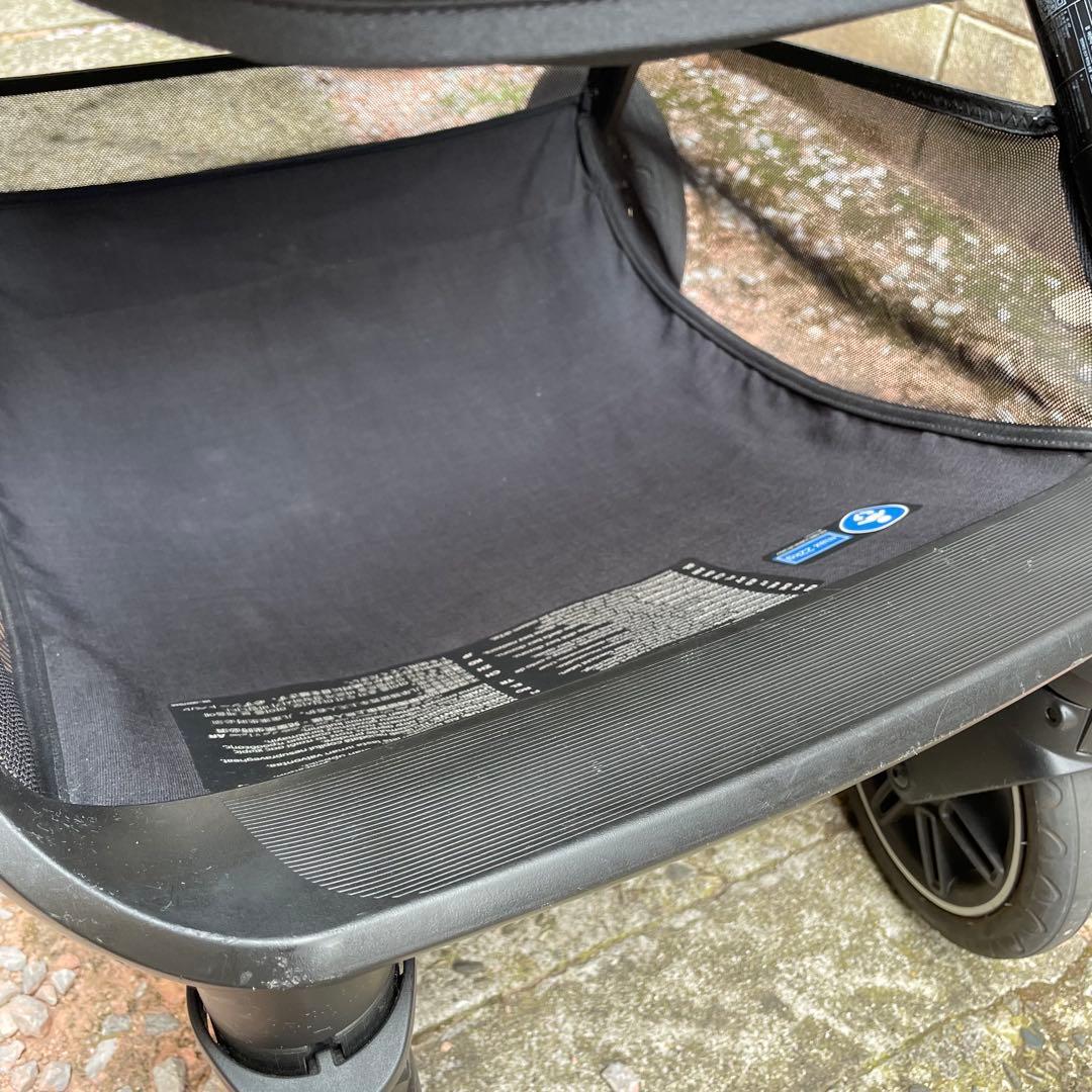 ⭐︎値下げ⭐︎NUNA ベビーカー ヘーゼルウッド TRIV next セット