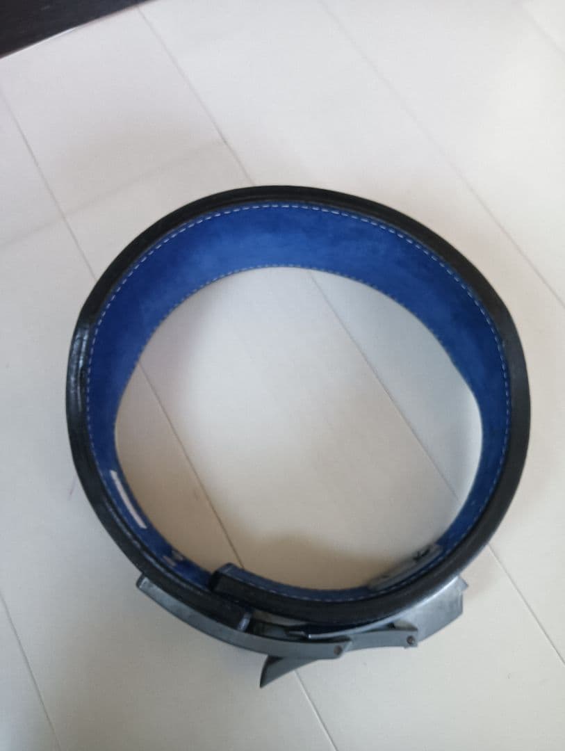 年末年始限定価格インザーレザーパワーアクションベルトS 66.04~73.66