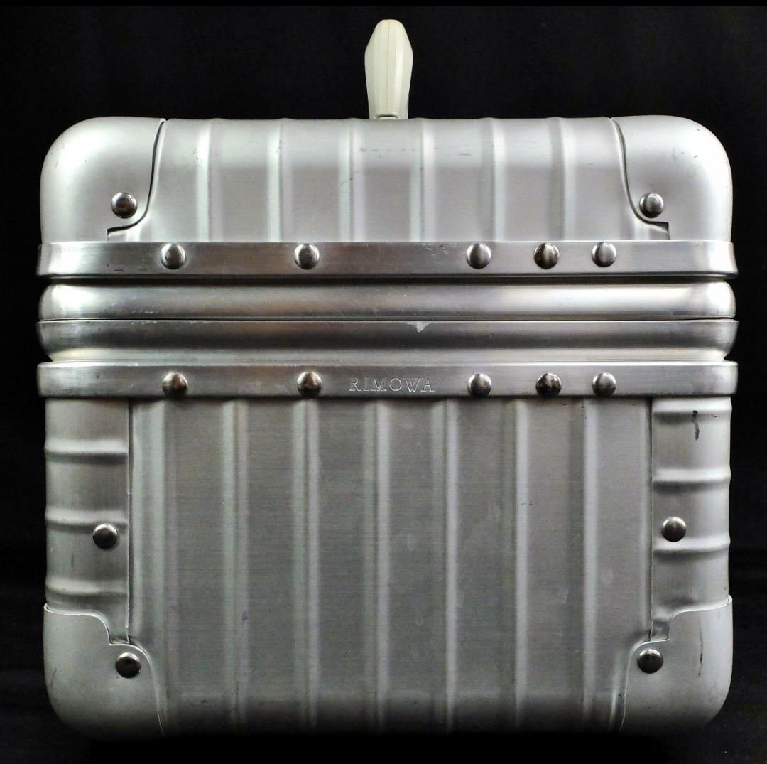 リモワ 946.38『OPAL/オパール』アルミビューティケース 17L 鍵付