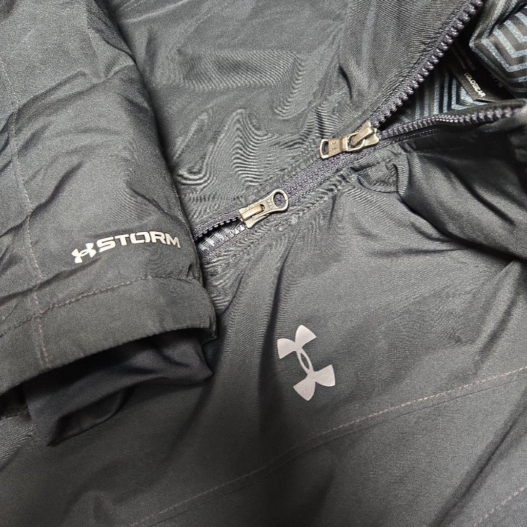 美品　UNDER ARMOUR　M　ベンチコート　黒　インフラレッド　撥水