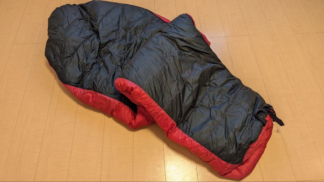 イスカ「アルファライト1000EX」冬季用寝袋+収納袋付き【開封済み未使用品】