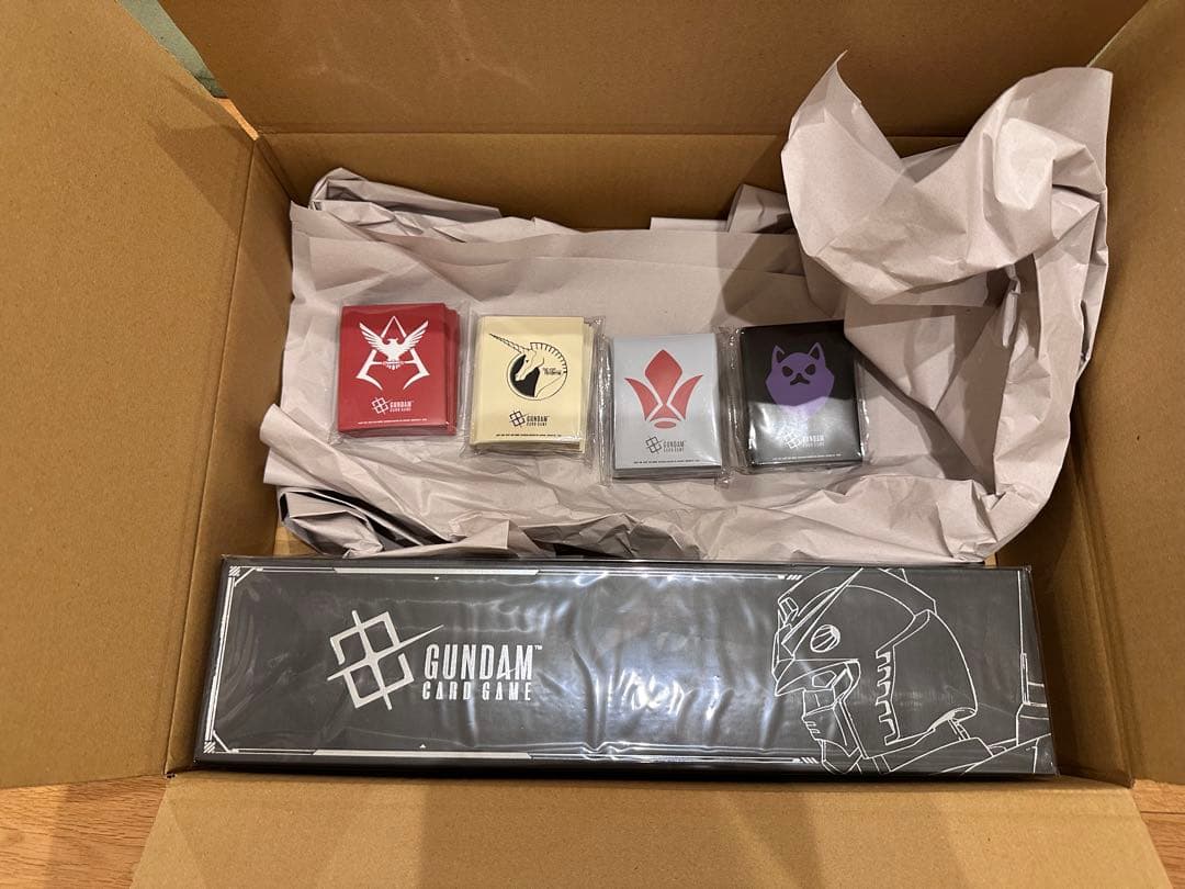 ガンダムカードゲーム　オフィシャルグッズセット、オフィシャルマットスリーブセット
