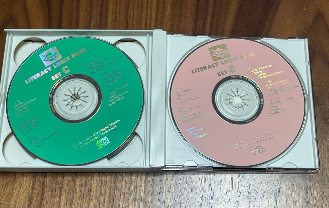 リタラシーリンクス児童英語研究所 A~DセットCD4枚絵本96冊　手引き付き