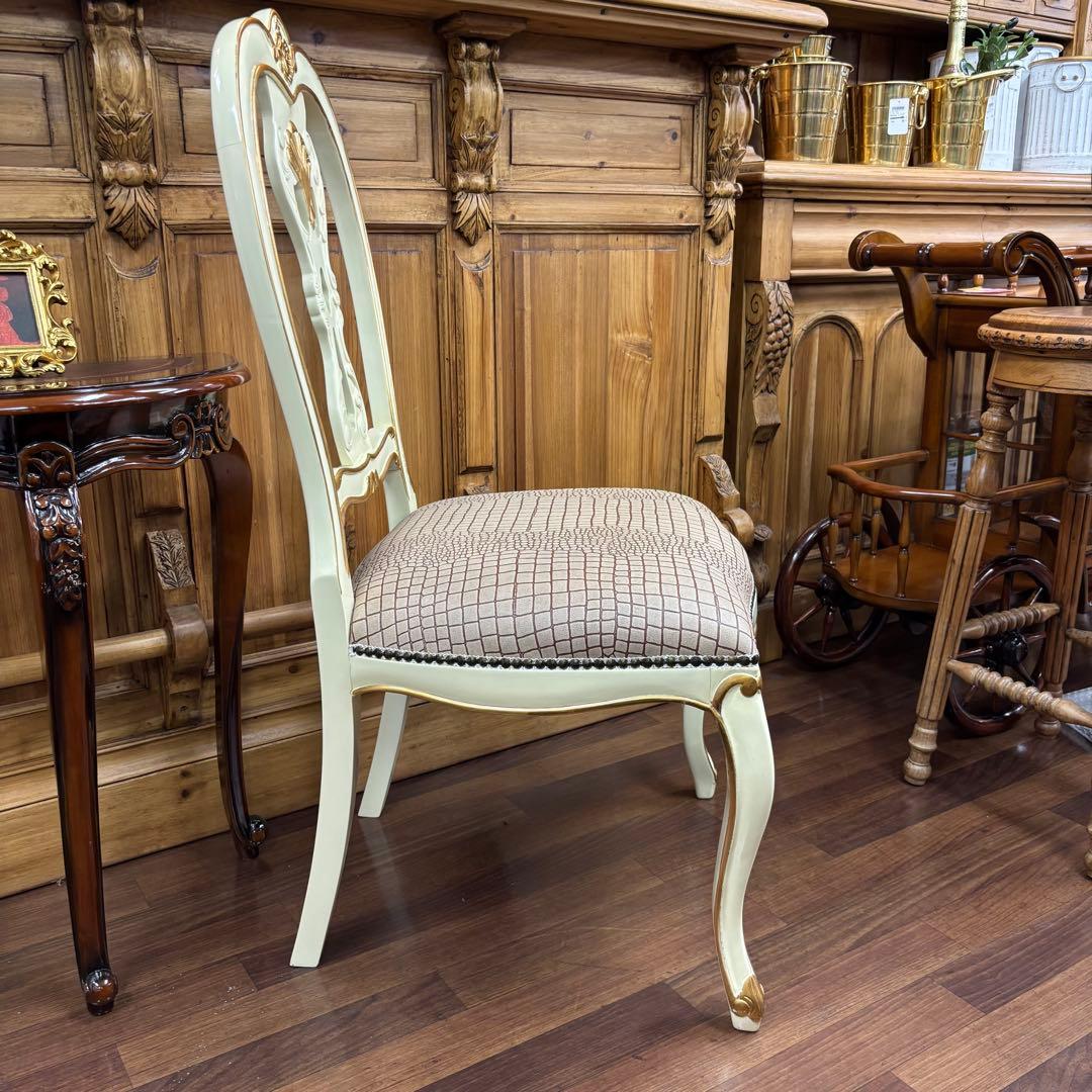 2脚アウトレット特価販売 マホガニーアンティーク調 アイボリー ダイニングチェア