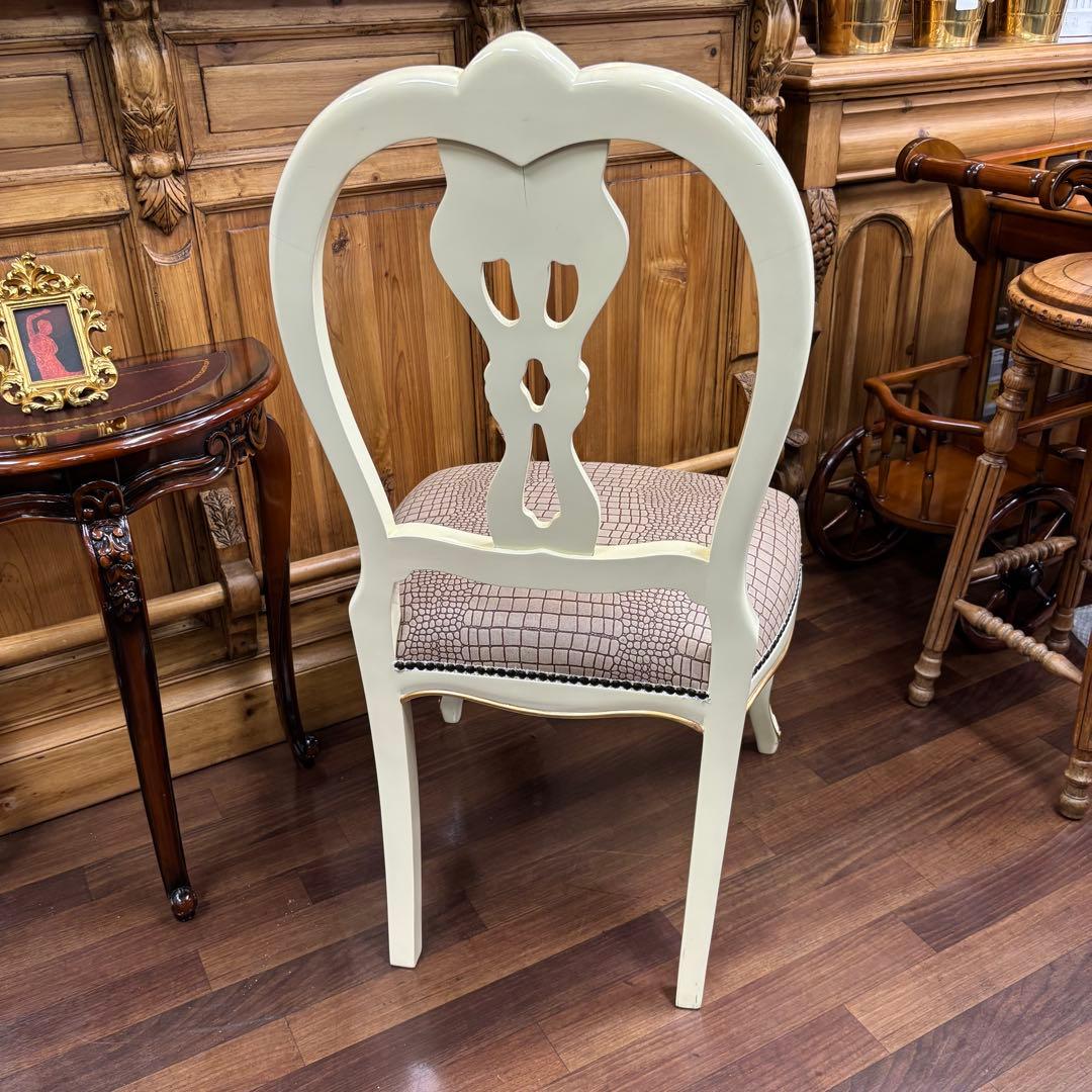 2脚アウトレット特価販売 マホガニーアンティーク調 アイボリー ダイニングチェア