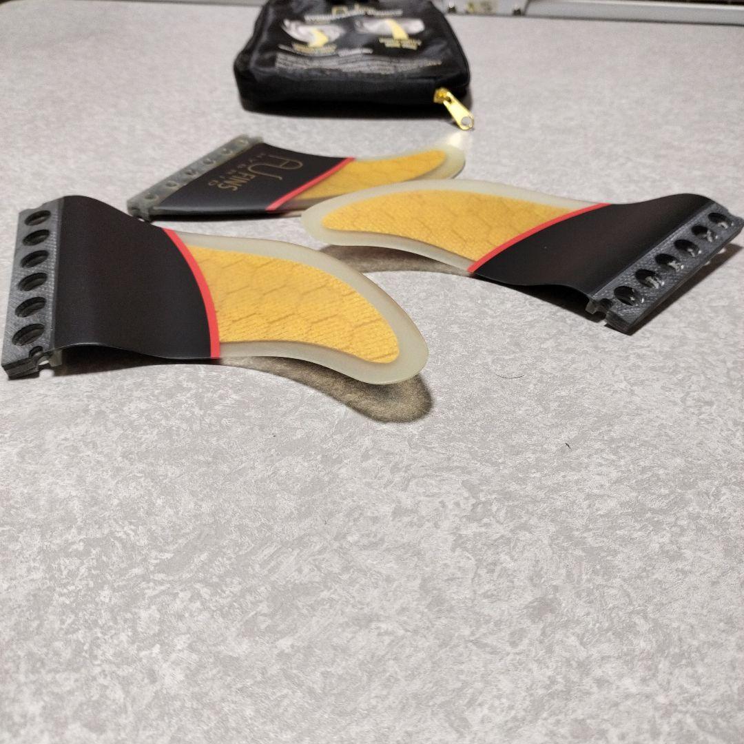 AU FINS HYBRID 2.0 フューチャー トライ フィン AUフィン