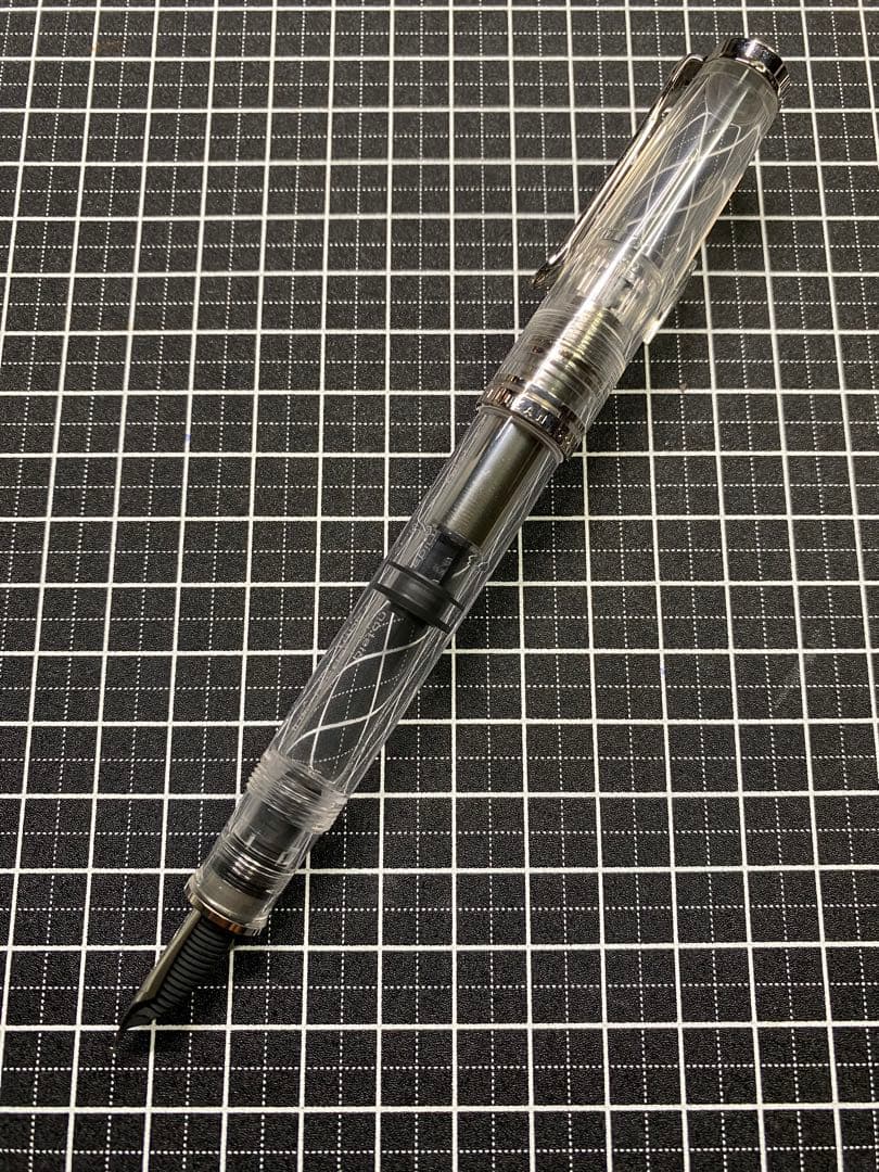 Pelikan Souveran M805 Demonstrator 刻印有