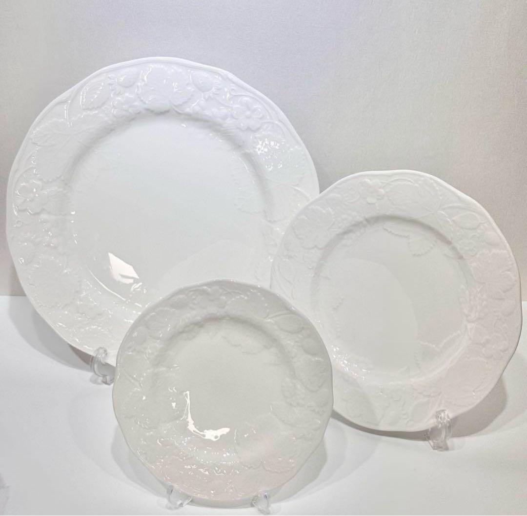 希少！新品・未使用・廃盤品！ウェッジウッド ストロベリーバイン 黒壺 10点