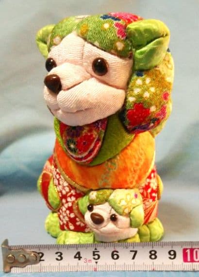 木目込み人形　シーサー家族(緑)