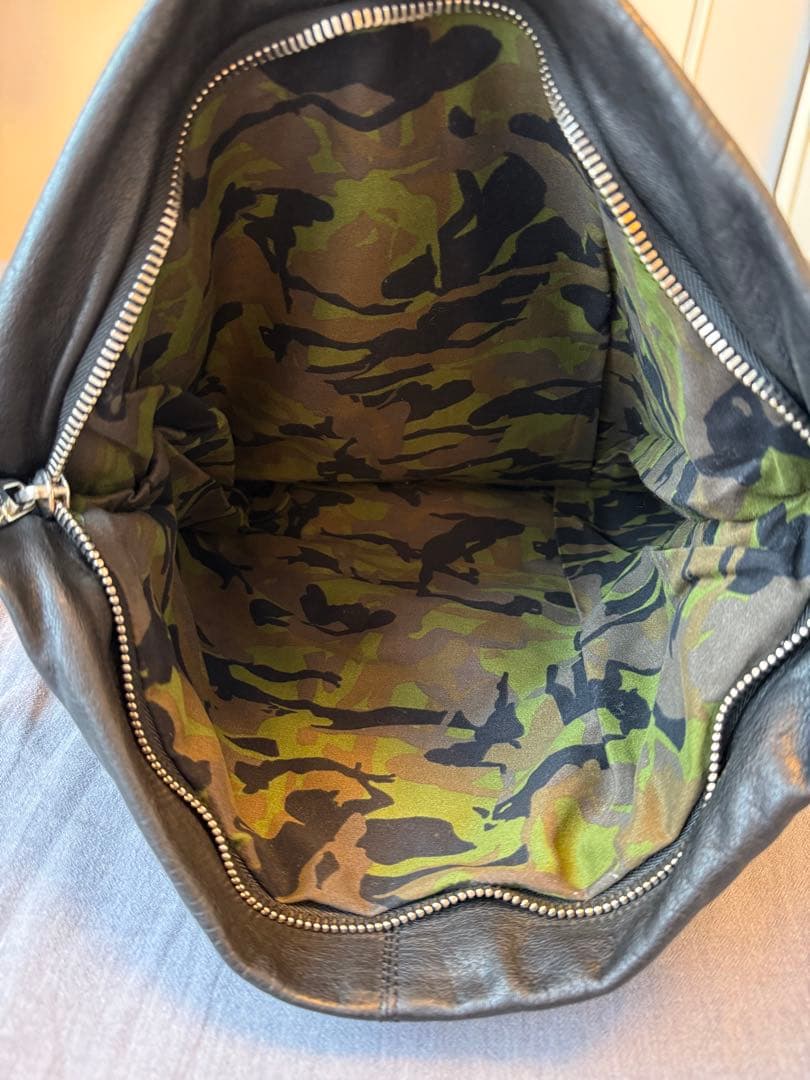 【JIMMY CHOO】メッセンジャーバッグ メンズ