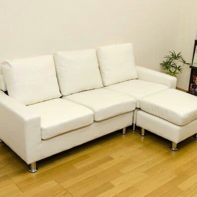 大特価　定価105800円！　引っ越し　3人掛けカウチソファー