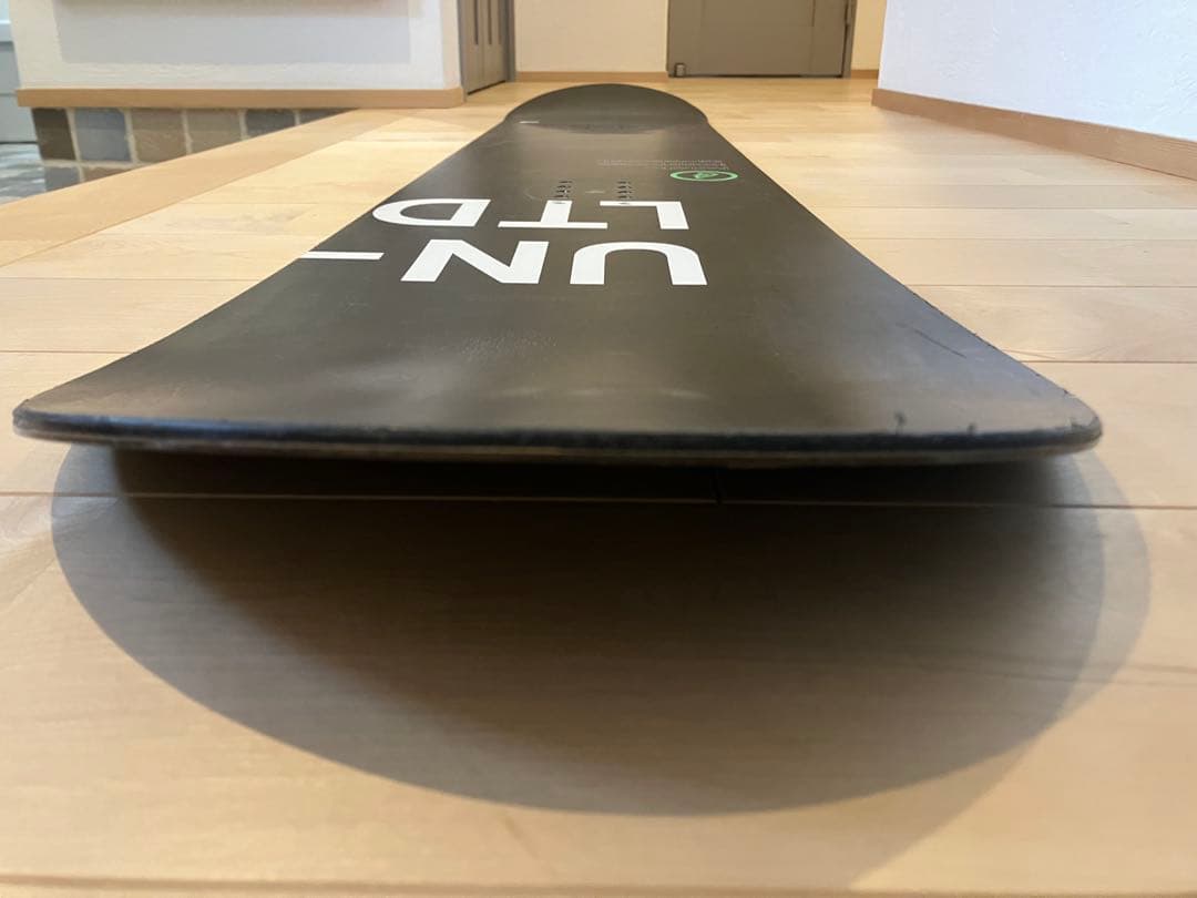 UN-LTD スノーボード 板　ファナテック　黒　154cm