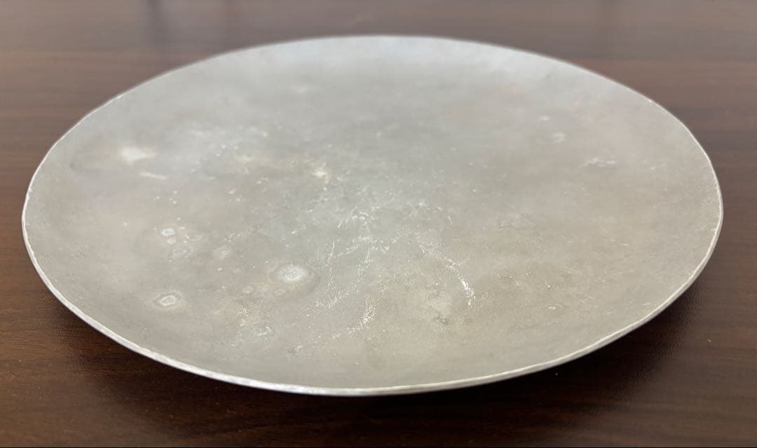 金工作家　渡辺遼　アルミニウム　平皿　ハンドメイド　お盆　花器