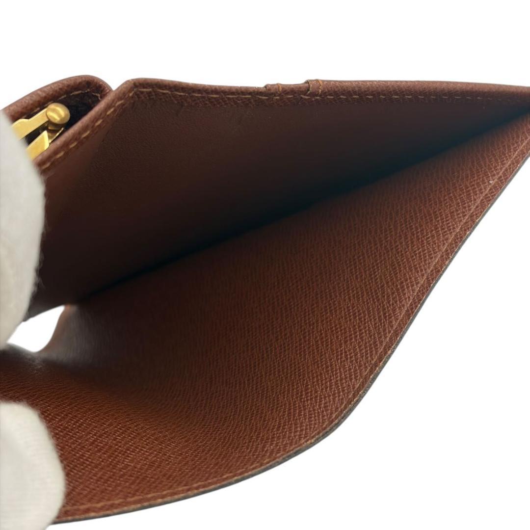 ルイヴィトン モノグラム ヴィエノワ 二つ折り財布 がま口 pvc レザー