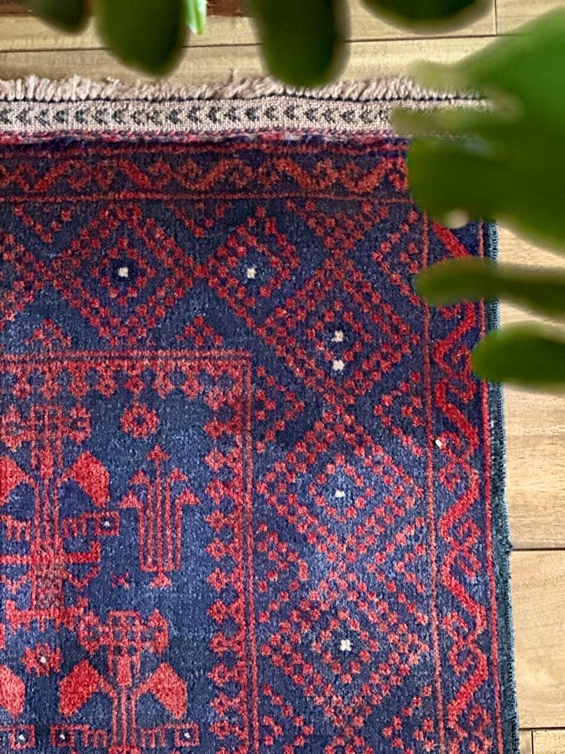 トライバルラグ　ヴィンテージラグ　アフガン　バルーチ族　プリミティブアート　美品