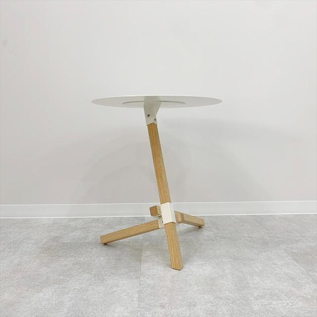 デュエンデTREサイドテーブル