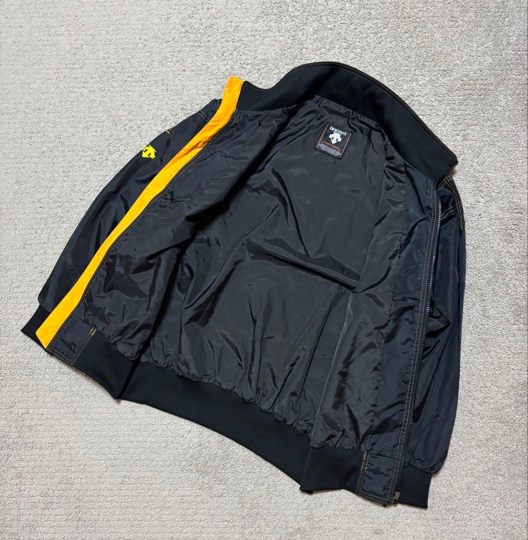 阪神タイガース　デサント　グランドコート　スタジャン